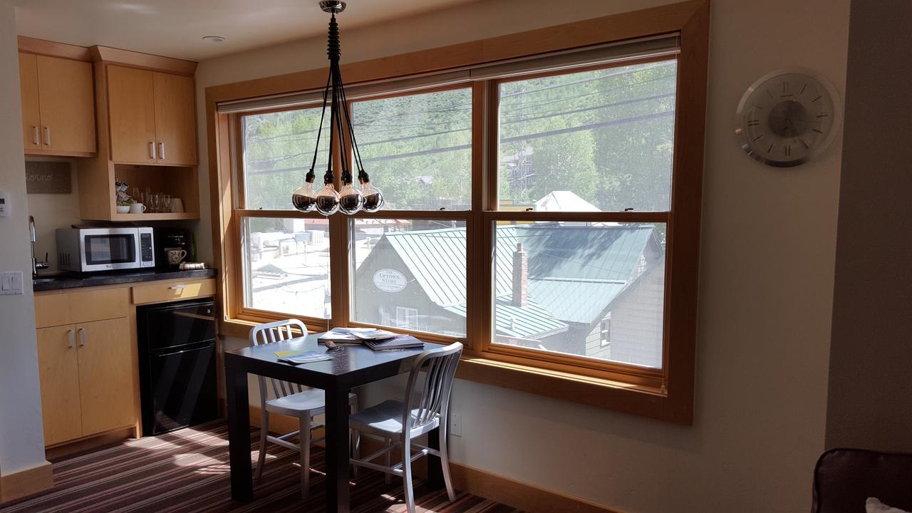 Hotel Minturn Kültér fotó